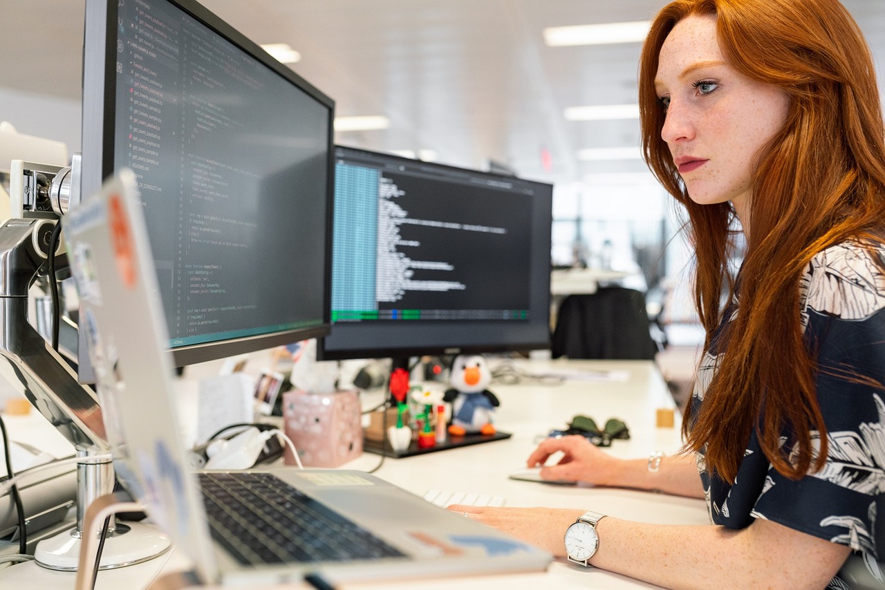 Big Four consulting - How Big Four Roots Shape Software Development Firms