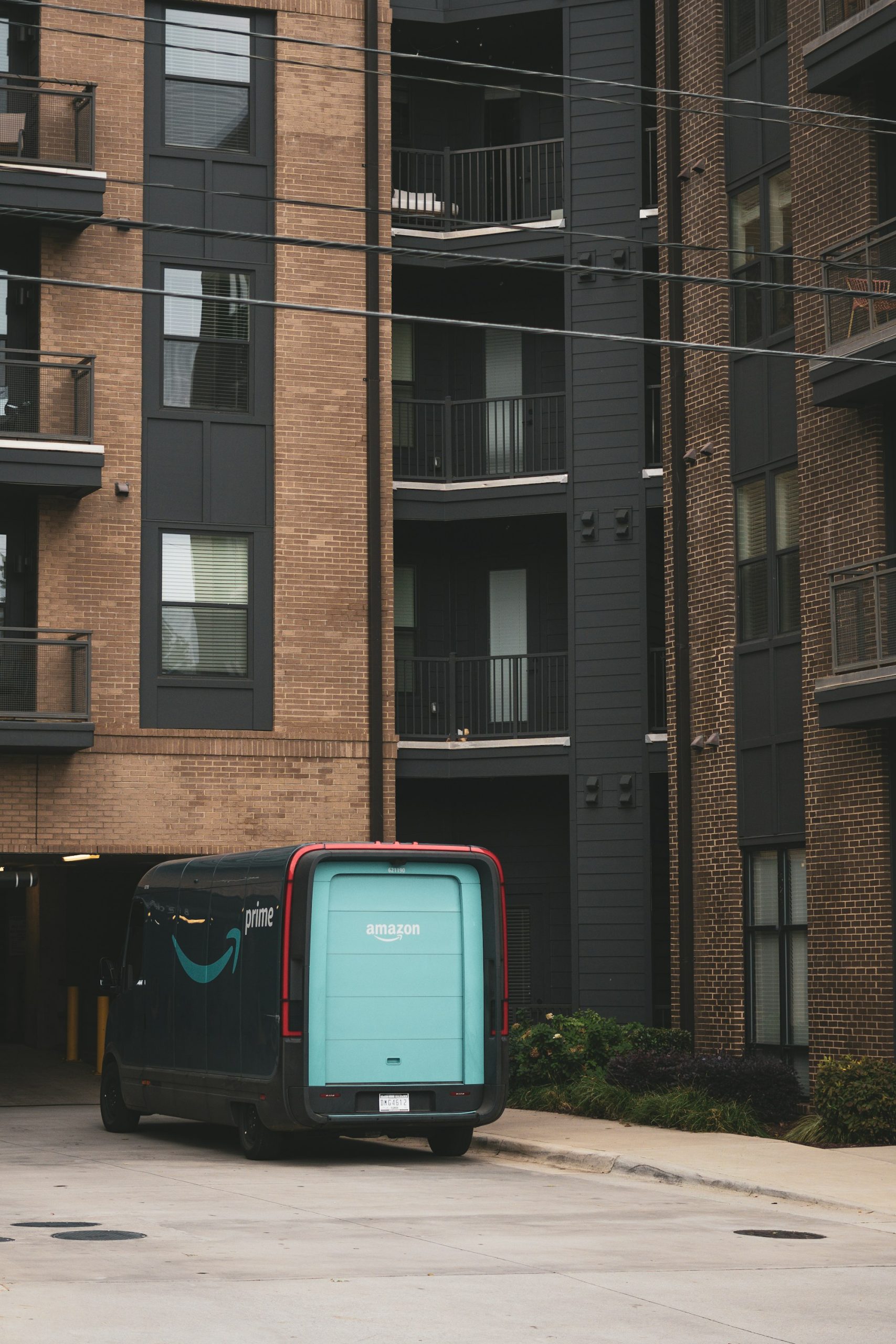 amazon delivery van software update - Amazon Delivery Van Software Update Shuts Off AC in Heat